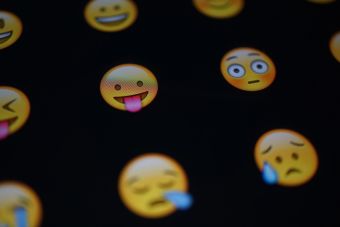 13 emojis que no signfican lo que creías