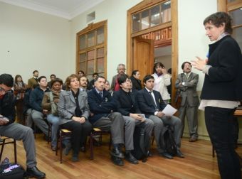 Municipalidad de Santiago otorgará carácter resolutivo a Consejos Escolares