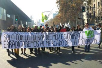 Unas 40 mil personas asistieron hoy a la Marcha por la Educación Pública