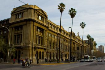 Tres universidades chilenas aparecen en prestigioso ranking mundial de empleabilidad