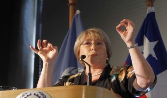 Matthei y Bachelet en disputa por  el sillón presidencial