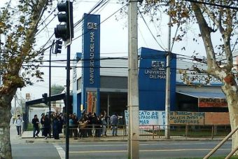 Estudiantes de la U del Mar que fueron reubicados recibieron beca del Mineduc