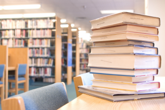 Estudiante hacía shows sexuales vía webcam desde la biblioteca de la U