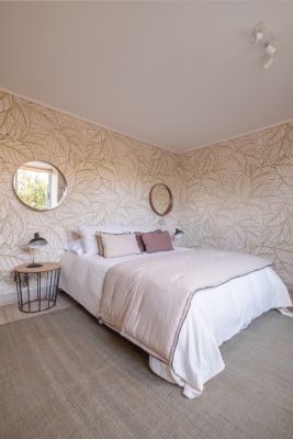 Dormitorio decorado con estilo cozy