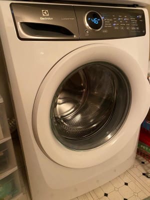 Eflw427uiw Electrolux 27 4 3 Cu Ft Front Load Washer White