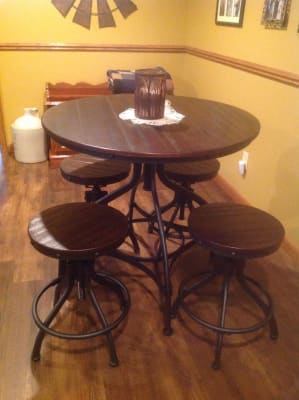 Signature Design By Ashley Odium 5 Piece Adjustable Height Dining