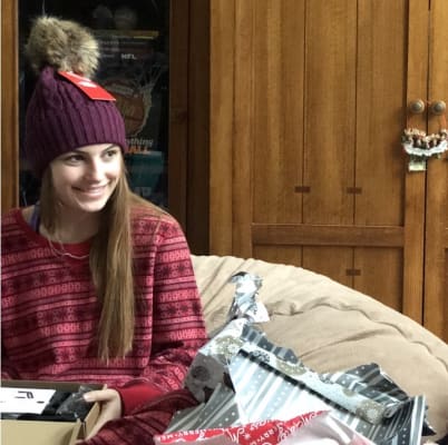 oh mega fur pom beanie