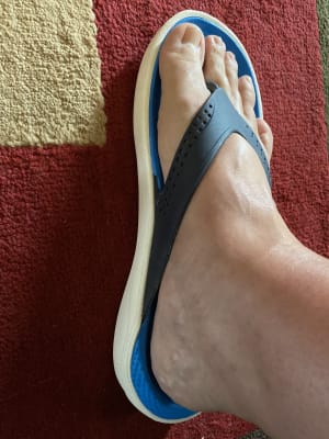 crocs literide flip review