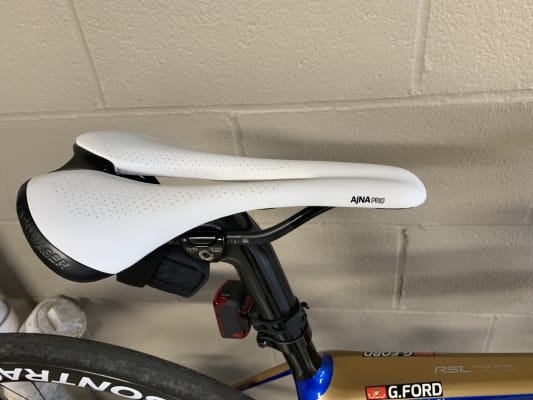 bontrager ajna saddle