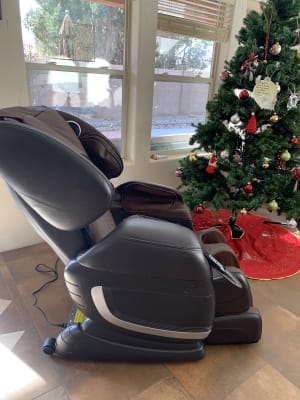 Esmart Ultimate Massage Chair With 30 Air Bags 8 Back Rollers And Speakers Bjs Wholesale Club