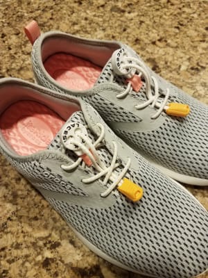 crocs mesh lace