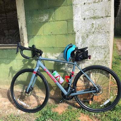 trek checkpoint al 4 gravel bike