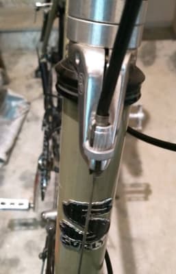 cantilever brake hanger front