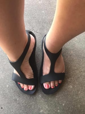 serena sandals crocs