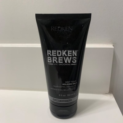 redken brews grip tight holding gel