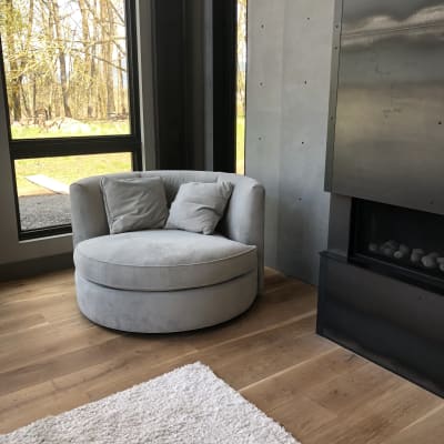 Eos Swivel Chair Modern Accent Lounge Chairs Modern Living