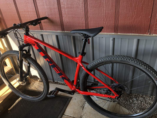 trek marlin 6 viper red