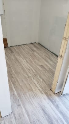 Tranquility Ultra 5mm Riverwalk Oak Luxury Vinyl Plank Waterproof Rustic Reclaimed Oak Luxury Vinyl Plank Flooring 5mm Thick