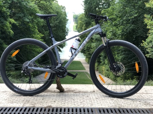 trek x caliber 8 mountain bike