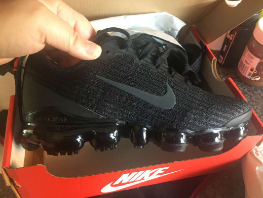 nike black vapormax junior