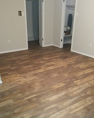 Tranquility Ultra 5mm Copper Ridge Oak Luxury Vinyl Plank Flooring Easy Click Install Lumber Liquidators Flooring Co