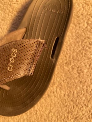 crocs bogota flip flops