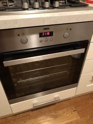 Zanussi Fan Oven With Electronic Timer Zob25702xa Wickes Co Uk