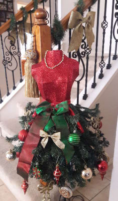Winter Wonder Lane 4 Pre Lit Dress Form Tree Big Lots