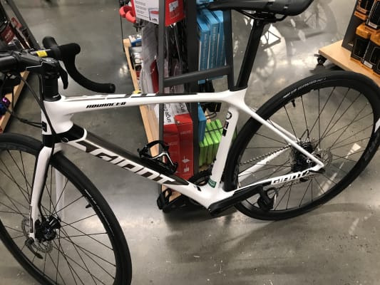 giant tcr advanced 1 road bike 2019