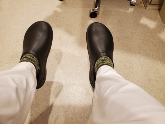 crocs on the clock work slip on black