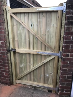 Wickes Heavy Duty Tee Hinge Galvanised 450mm Wickes Co Uk