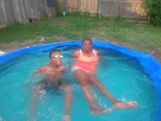 10 x 30 inflatable pool