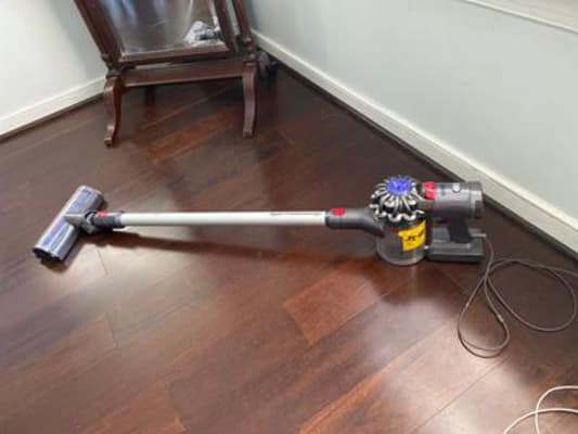 Dyson V7 Motorhead Cordless Stick Vacuum Sylvane