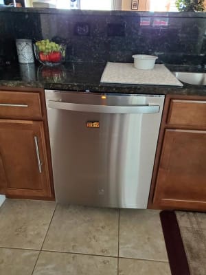 Gdt655ssjss Ge 24 Stainless Steel Interior Dishwasher 46 Db Hidden Controls Stainless Steel