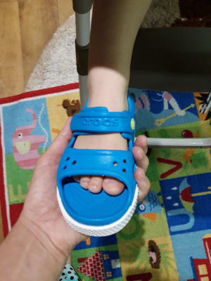 preschool crocband ii sandal