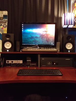 Studio Trends 46 In Studio Desk With Dual 4u Racks Cherry