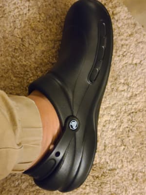 crocs bistro clog review