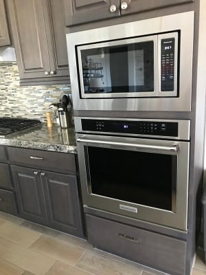 Kitchenaid 24 Countertop Microwave Oven In Stainless Steel