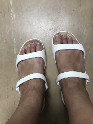 crocs cap toe flat
