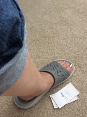 crocs literide slides