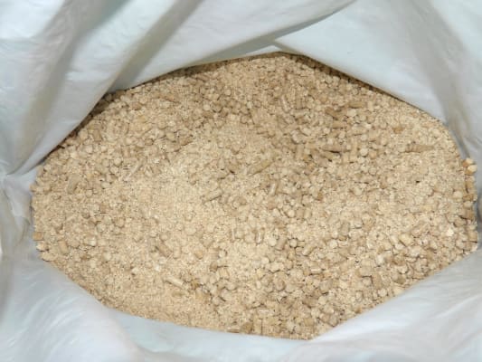 Pets At Home Wood Pellet Non Clumping Cat Litter 30l Pets At Home