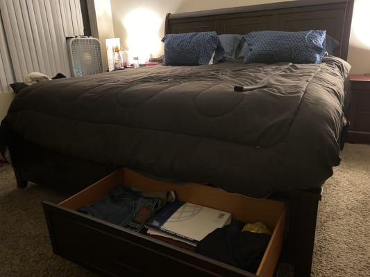 Stratford Manoticello King Bed Big Lots
