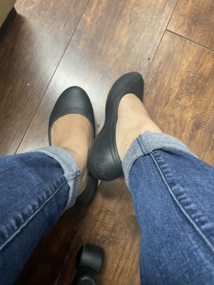 crocs at work flat