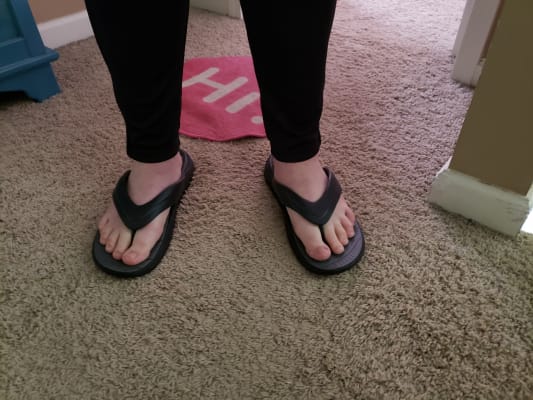 crocs reviva flip review