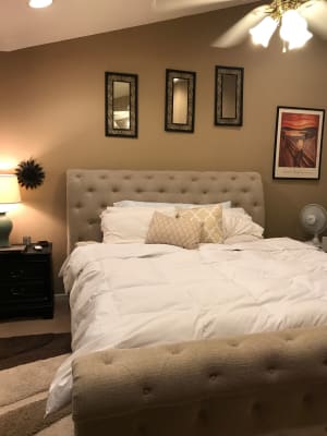 Vienna Upholstered Bed Dock86
