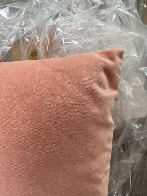 salmon colored pillows