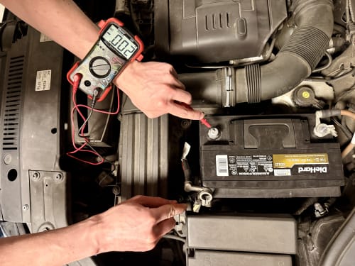 Easy-to-Use Multimeter with Handy Wrist Strap