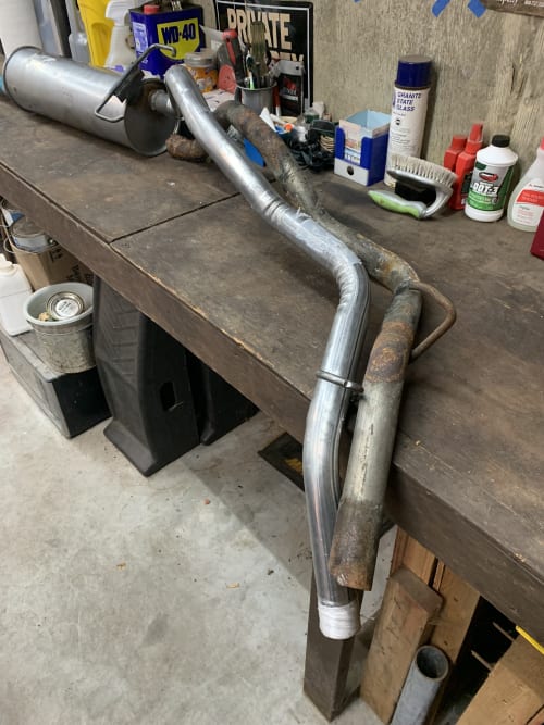 Did not fit my '93 Toyota standard bed pickup