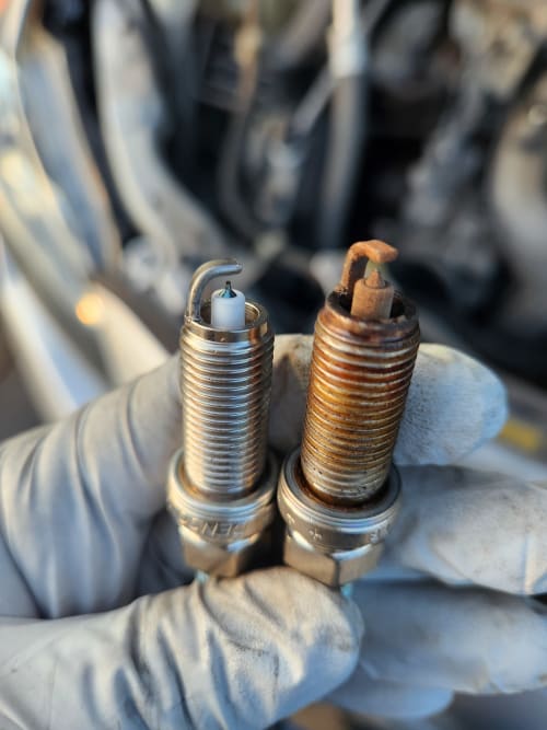 DENSO Iridium Long-Life Spark Plug: OE Performance, ZXE24HLR7 3534