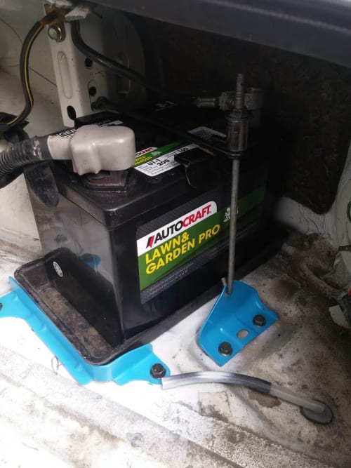 DieHard Lawn Garden Battery: U1 Group Size, 160 CCA, 200 CA, 41